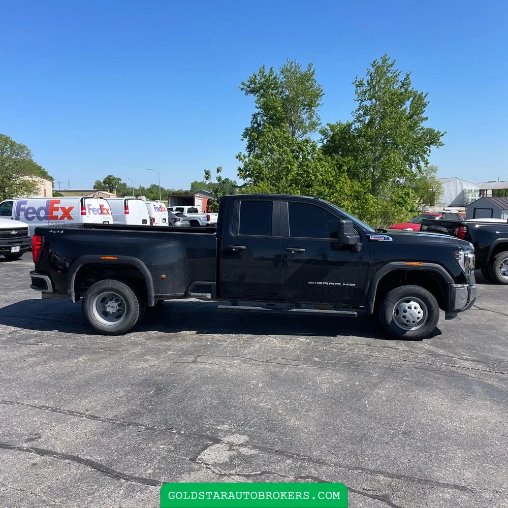 2024 GMC Sierra 3500HD Pro