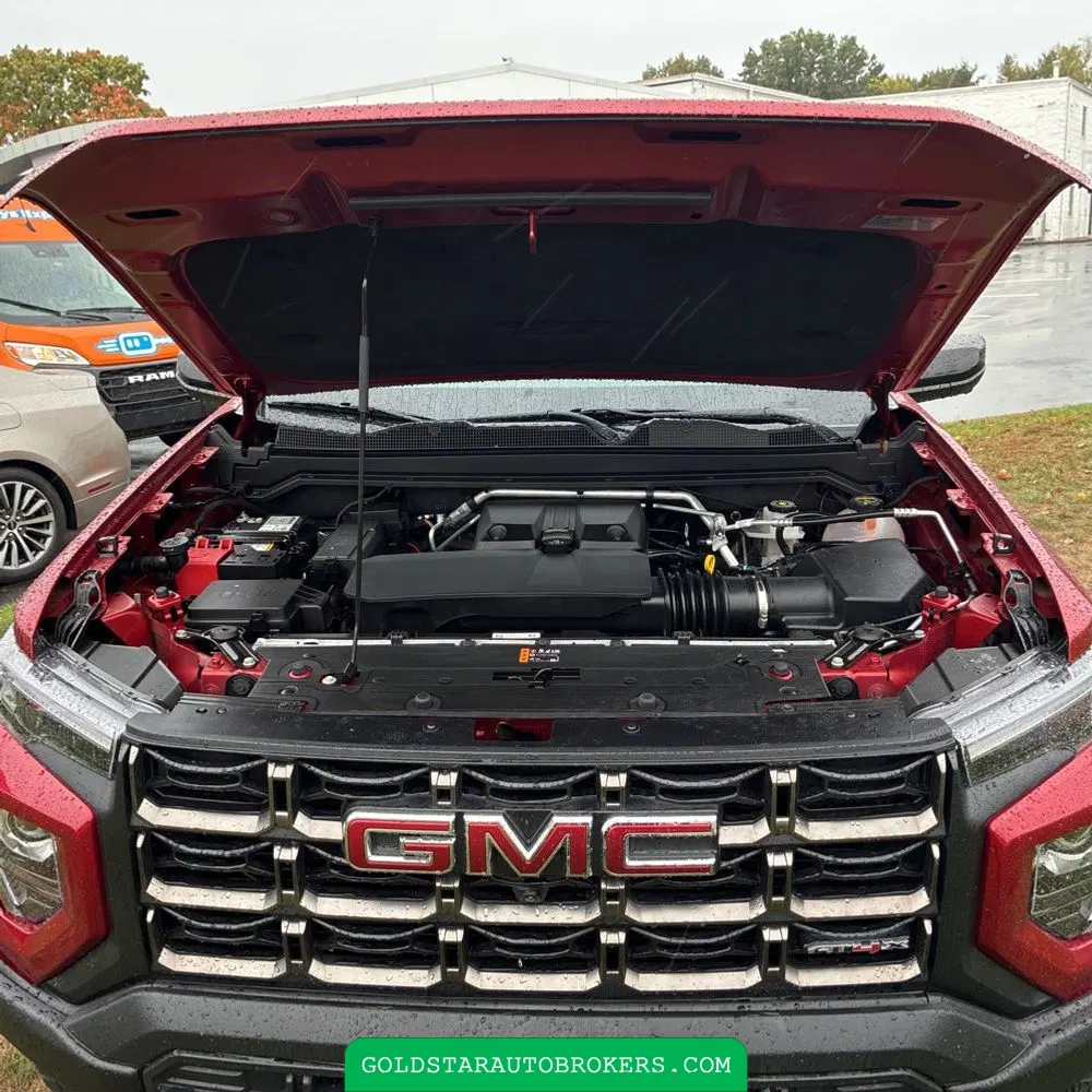 2025 GMC Canyon AT4