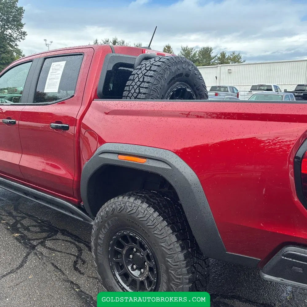 2025 GMC Canyon AT4