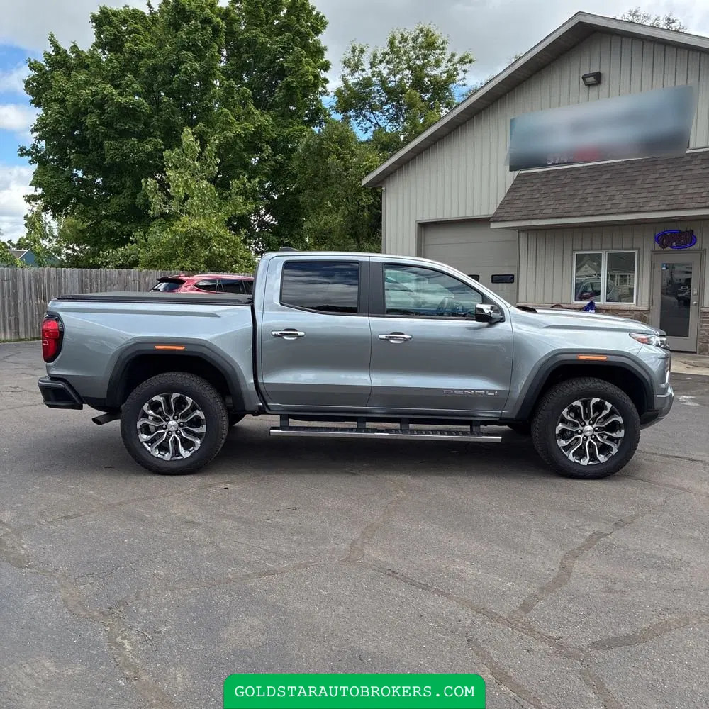 2025 GMC Canyon Denali
