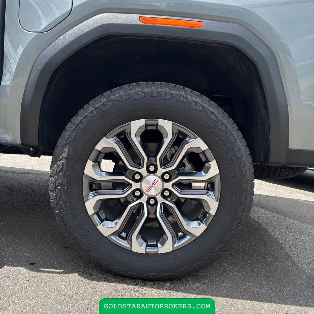 2025 GMC Canyon Denali