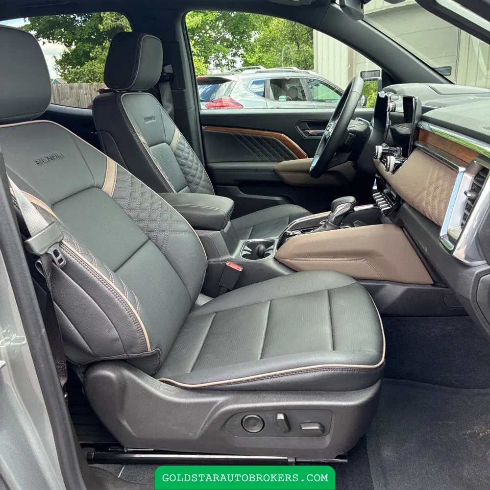 2025 GMC Canyon Denali