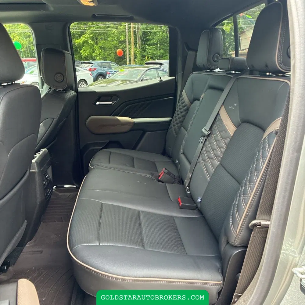 2025 GMC Canyon Denali