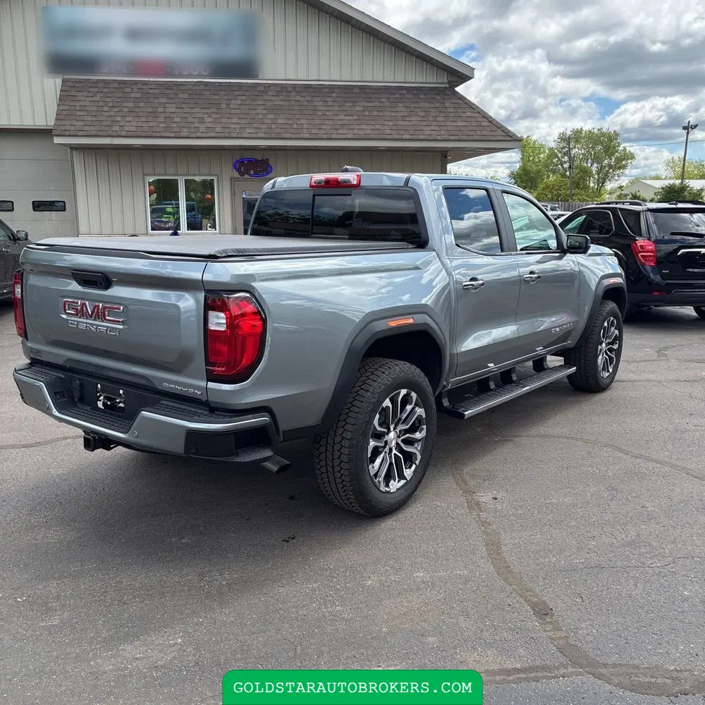 2025 GMC Canyon Denali