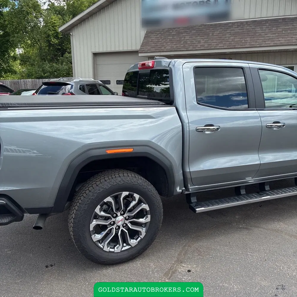2025 GMC Canyon Denali