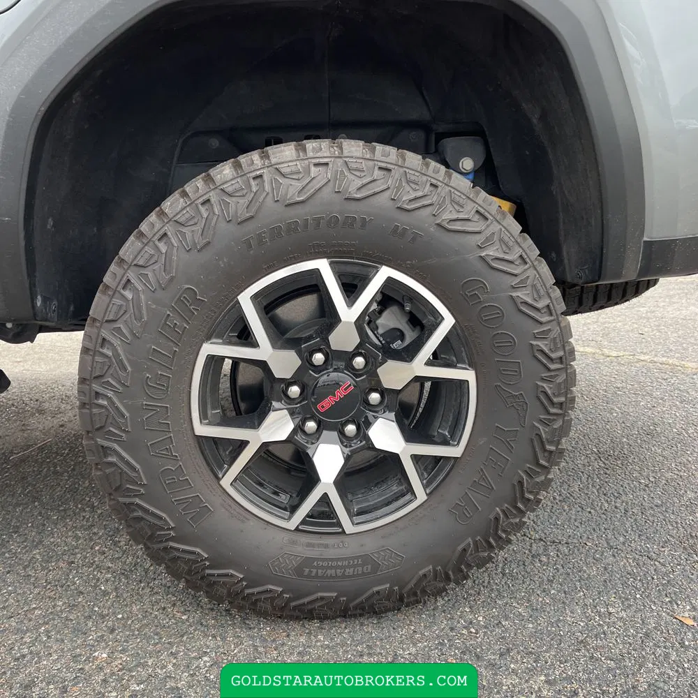 2024 GMC Canyon AT4X