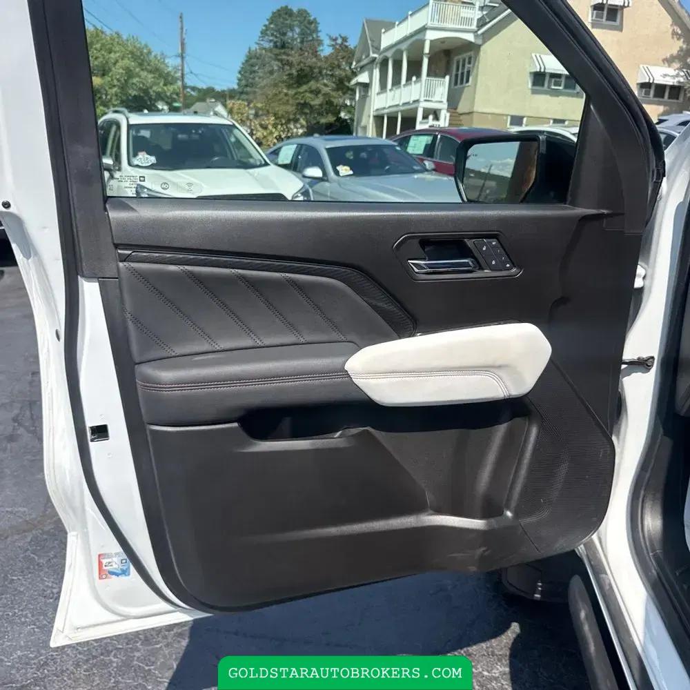 2024 GMC Canyon AT4X