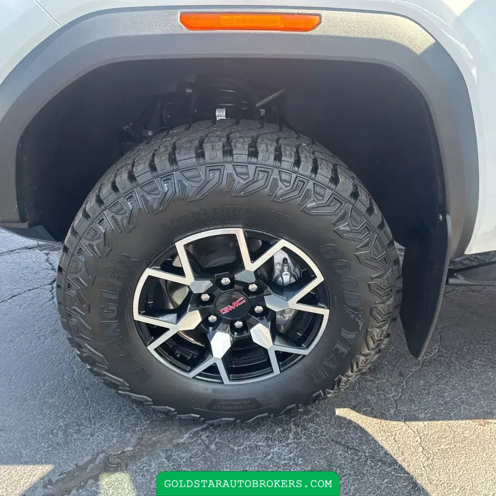2024 GMC Canyon AT4X