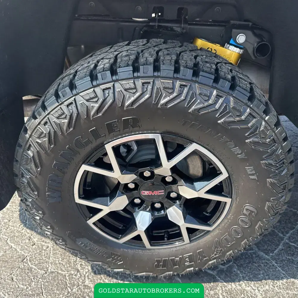 2024 GMC Canyon AT4X