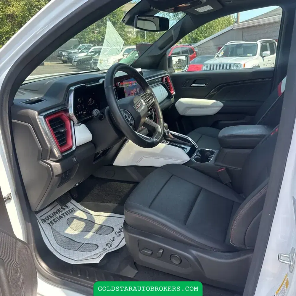 2024 GMC Canyon AT4X