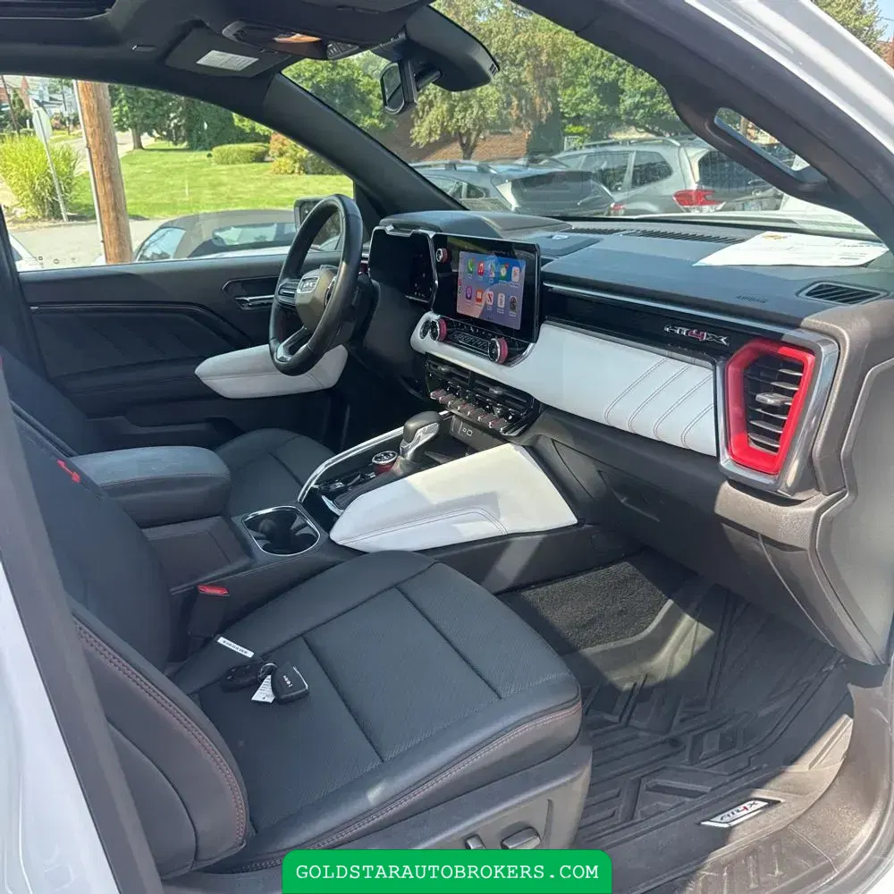 2024 GMC Canyon AT4X