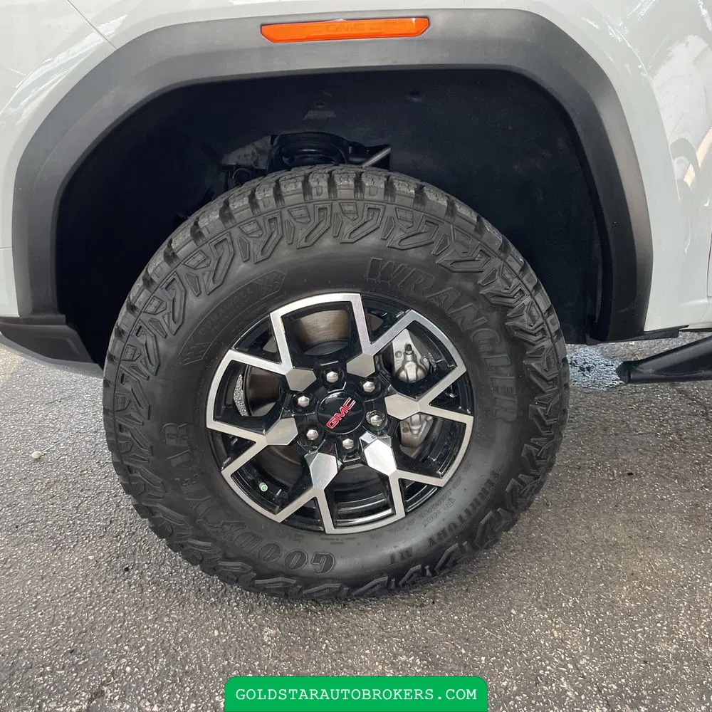 2024 GMC Canyon AT4X