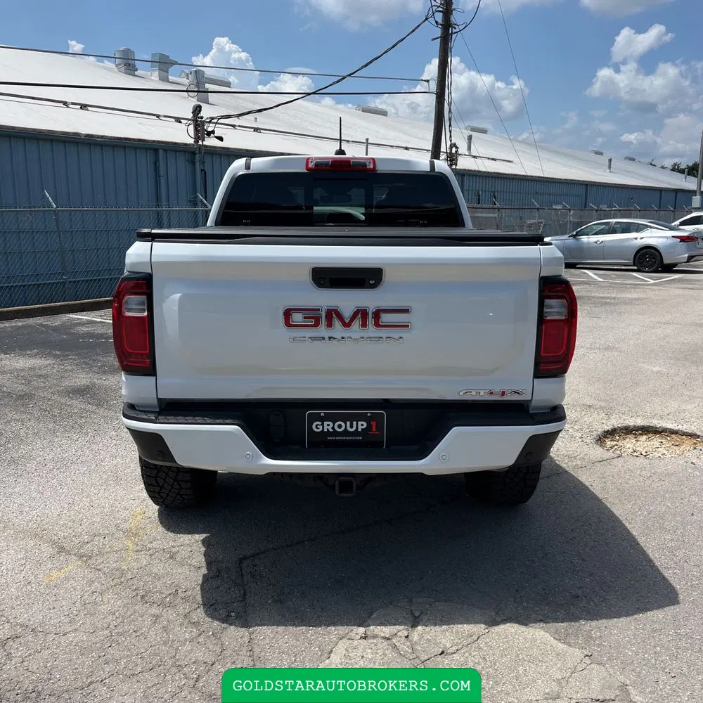 2024 GMC Canyon AT4X