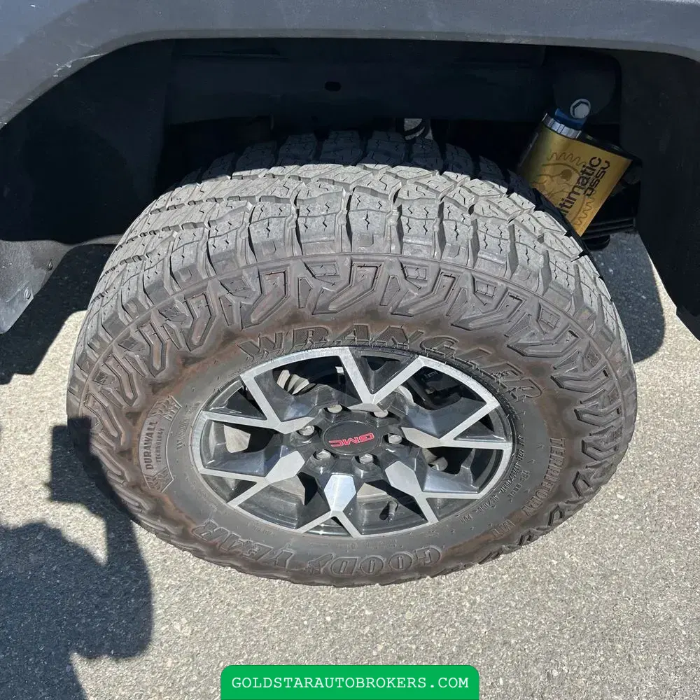 2023 GMC Canyon AT4X