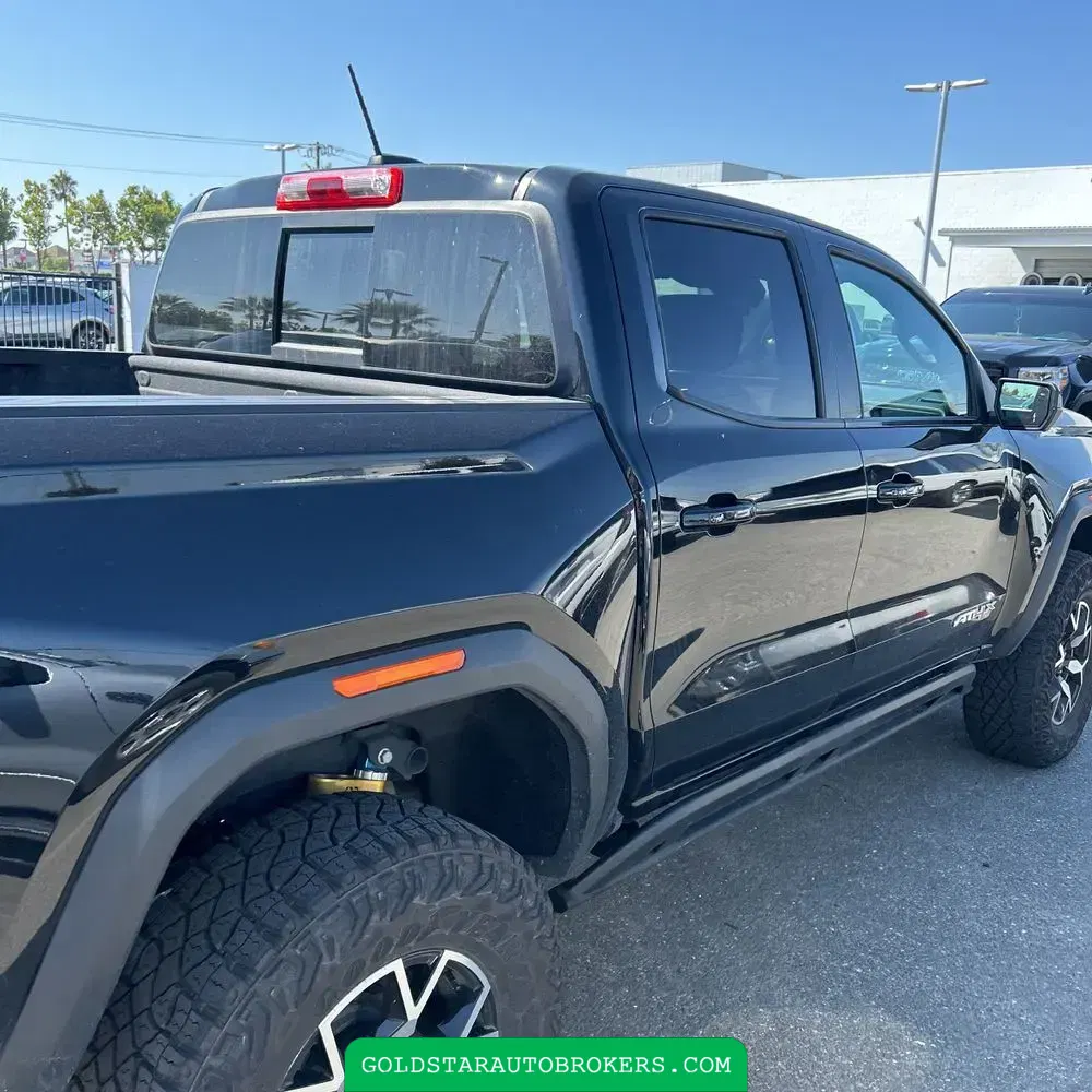 2023 GMC Canyon AT4X