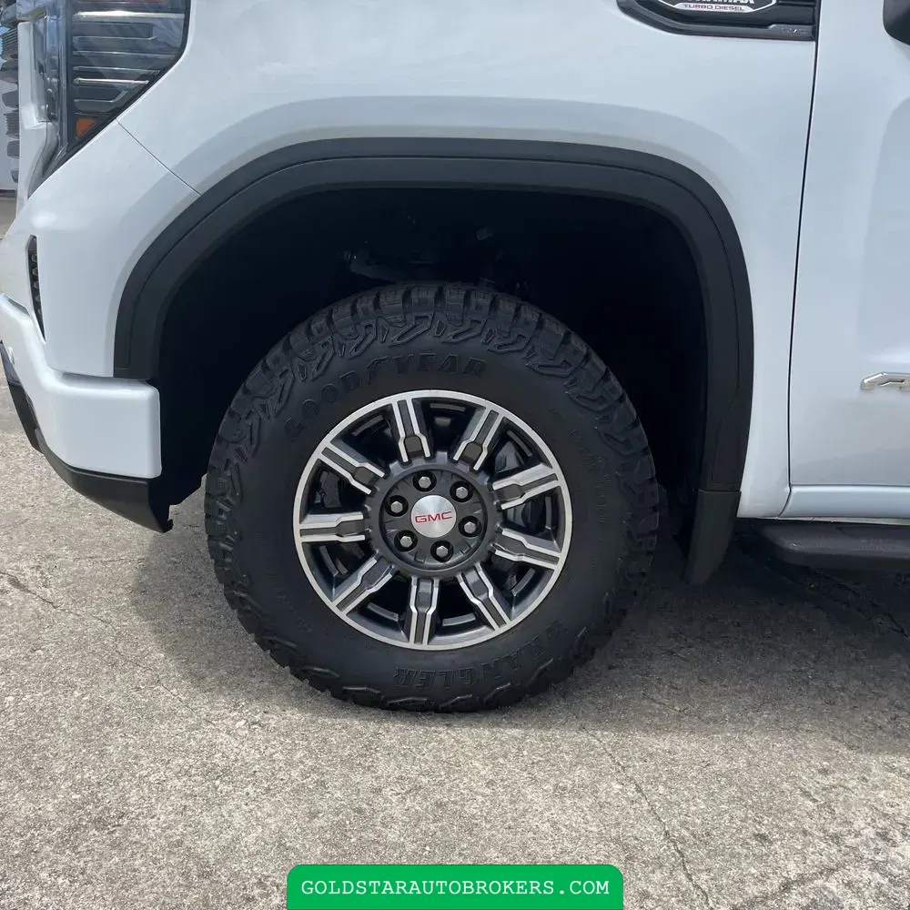 2024 GMC Sierra 1500 AT4