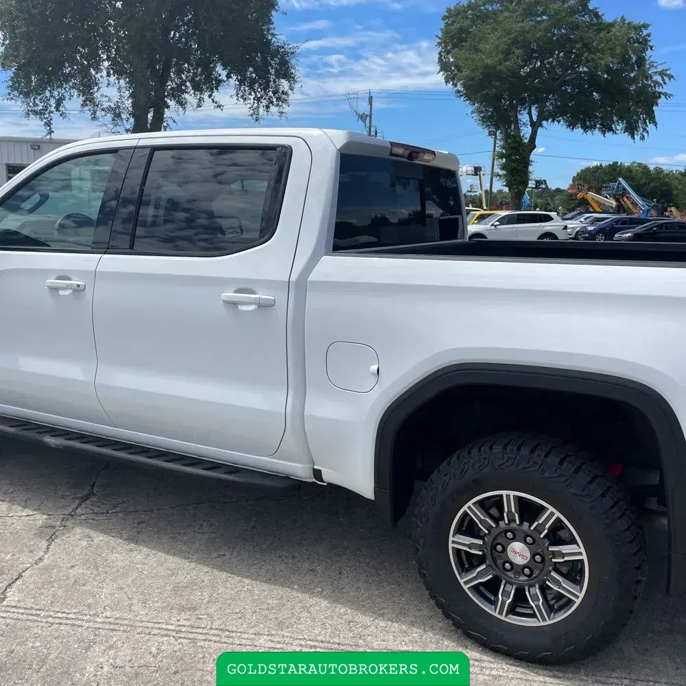 2024 GMC Sierra 1500 AT4