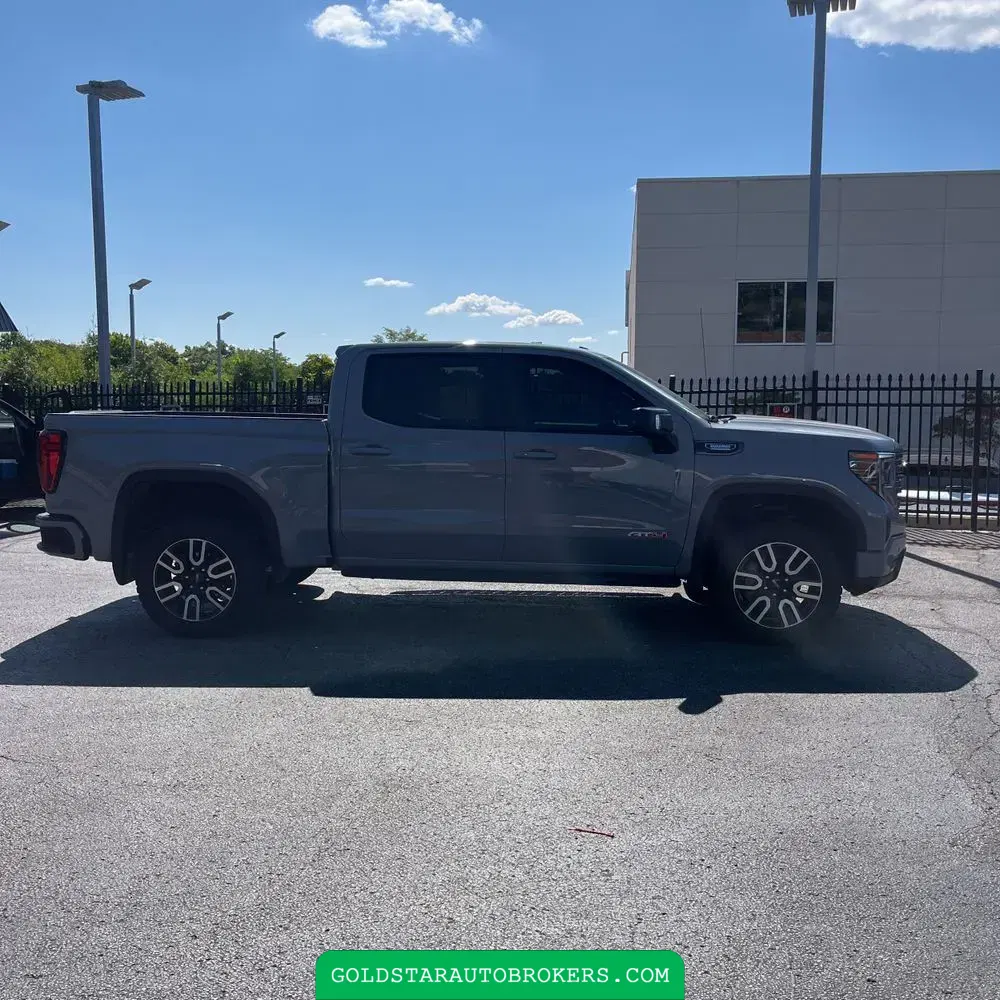 2024 GMC Sierra 1500 AT4