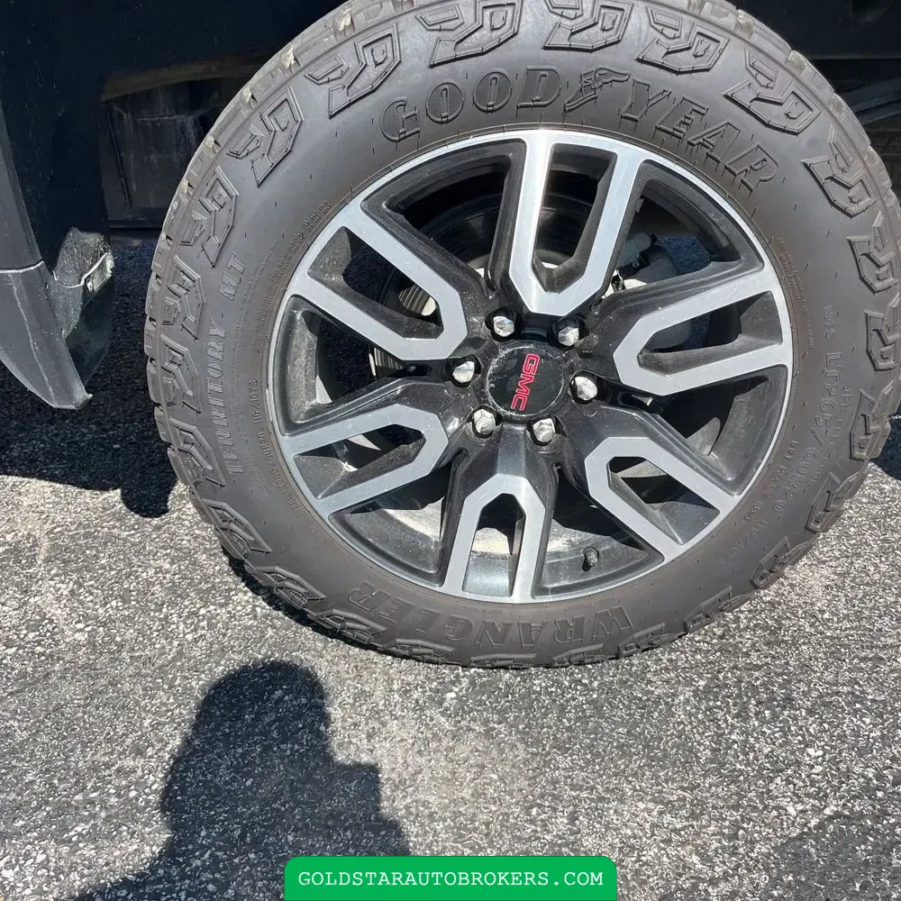 2024 GMC Sierra 1500 AT4
