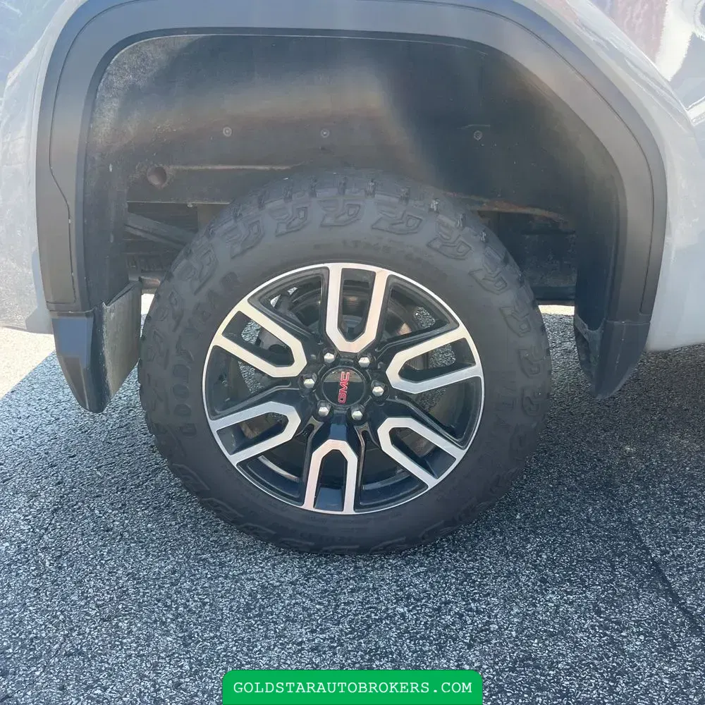 2024 GMC Sierra 1500 AT4