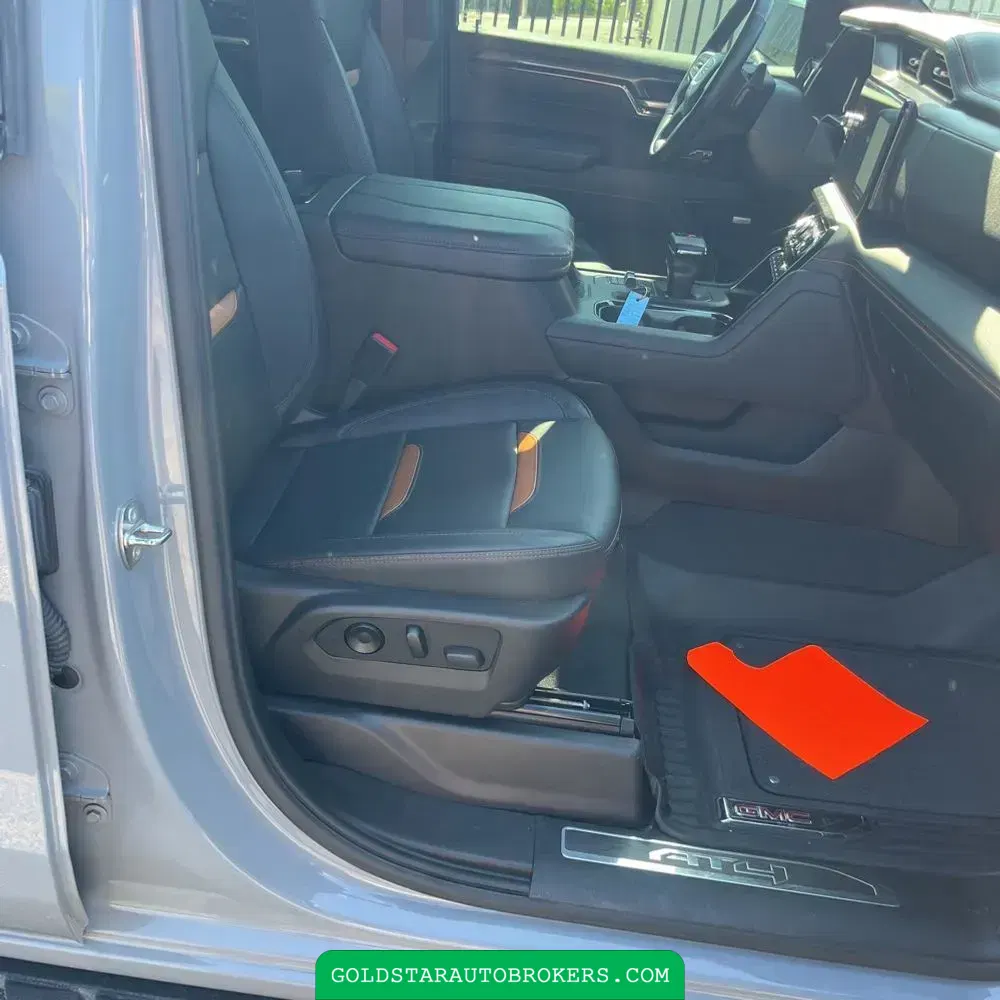 2024 GMC Sierra 1500 AT4