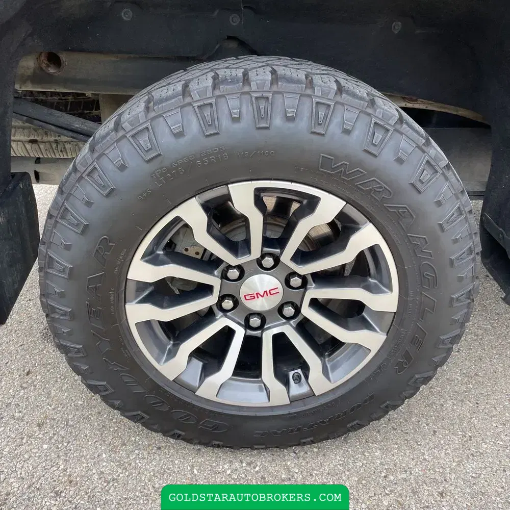2023 GMC Sierra 1500 AT4