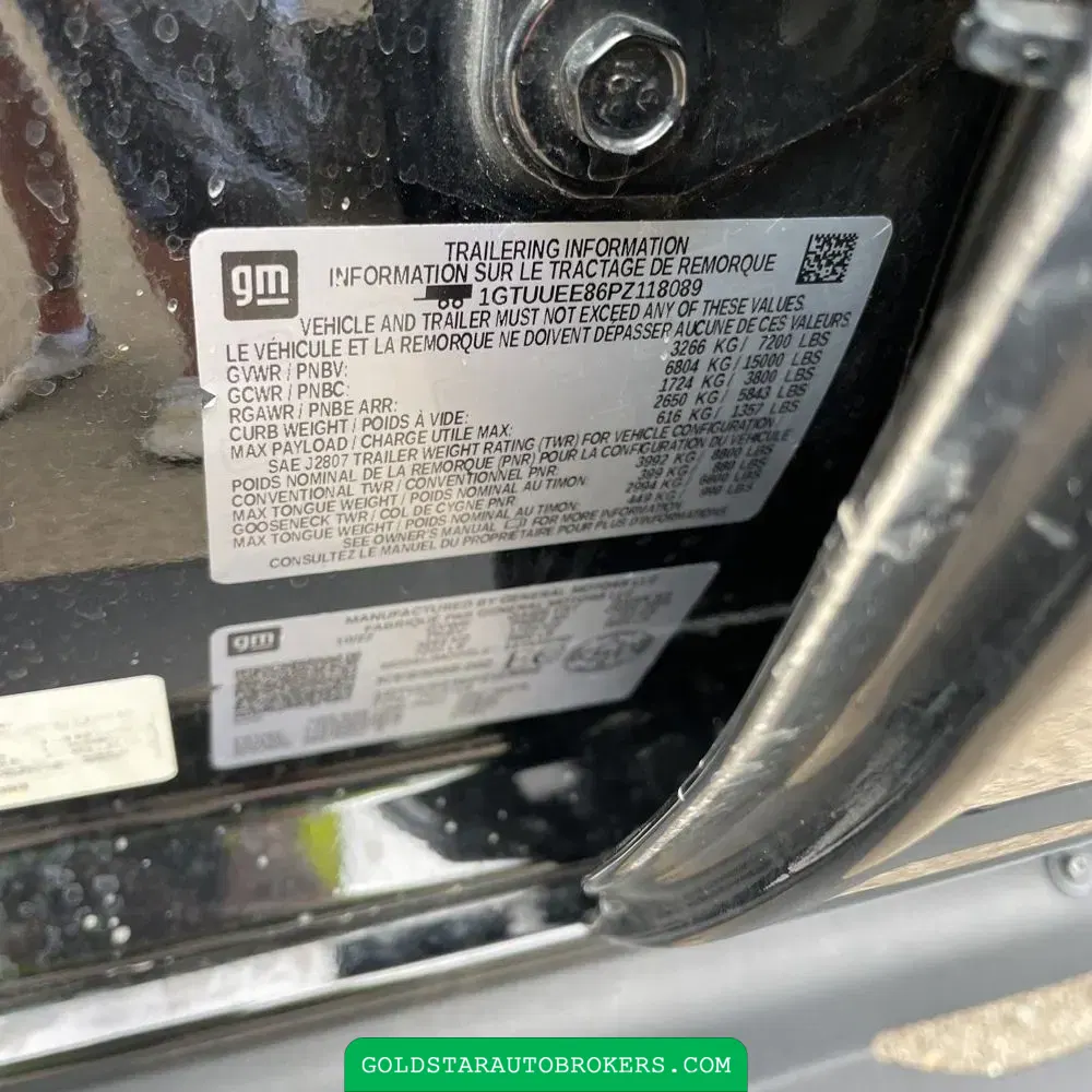 2023 GMC Sierra 1500 AT4