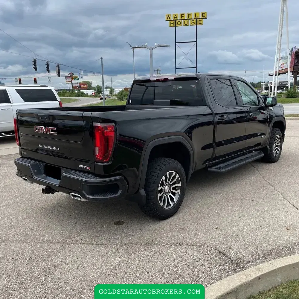2023 GMC Sierra 1500 AT4