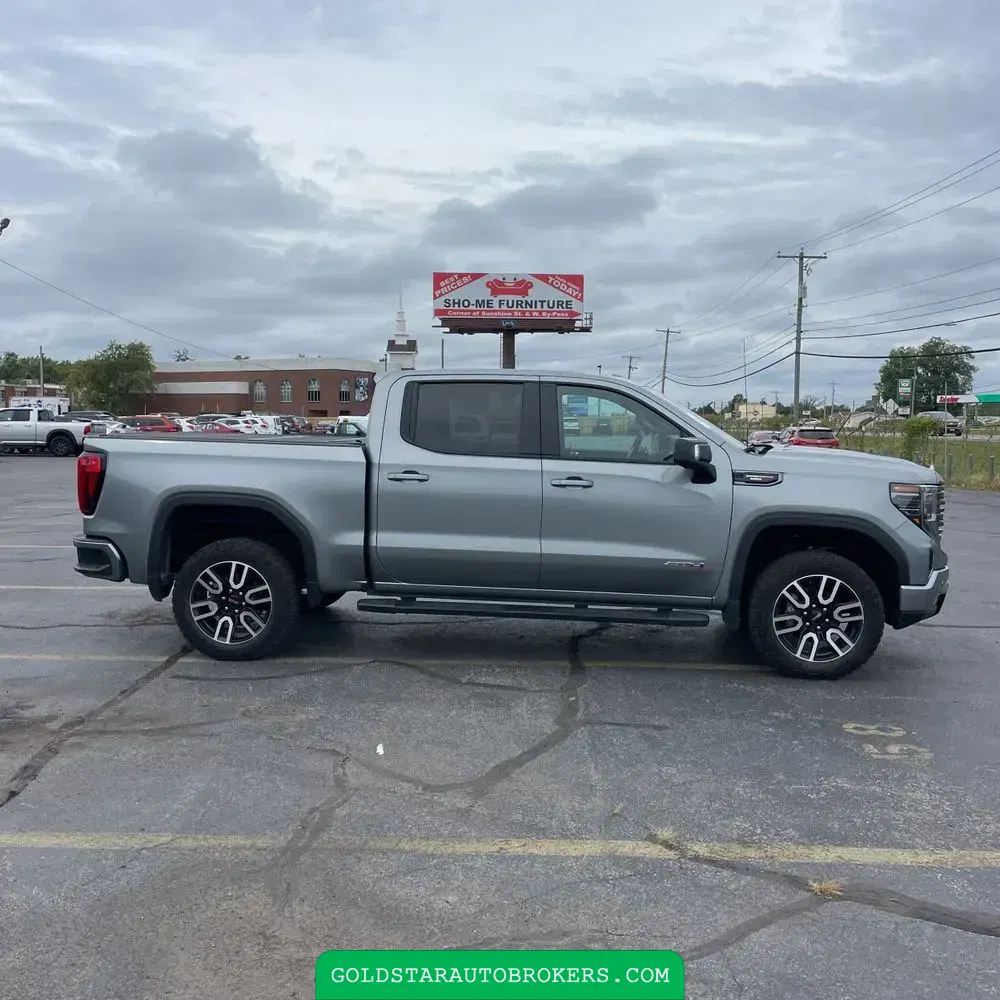 2023 GMC Sierra 1500 AT4