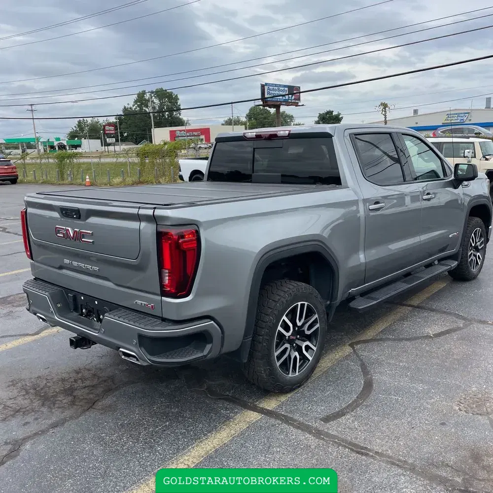 2023 GMC Sierra 1500 AT4