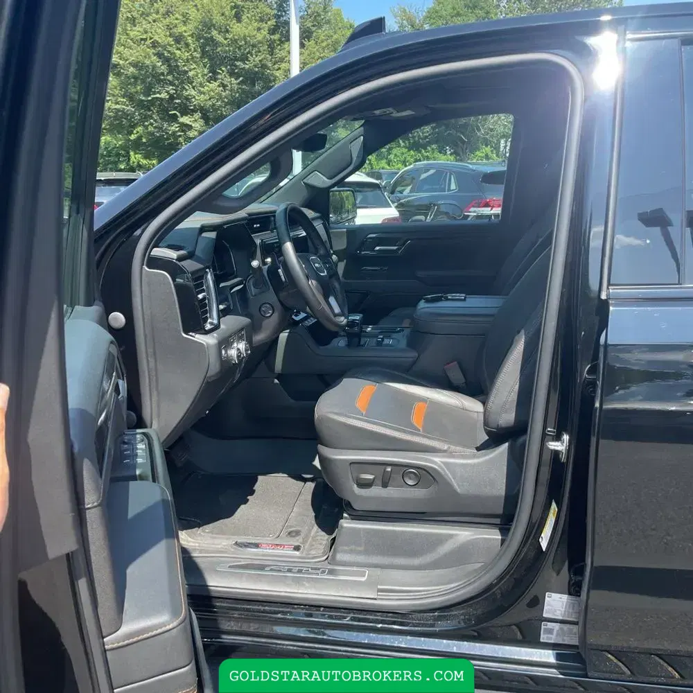 2023 GMC Sierra 1500 AT4