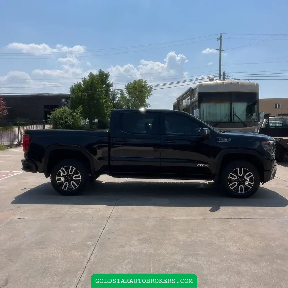 2023 GMC Sierra 1500 AT4