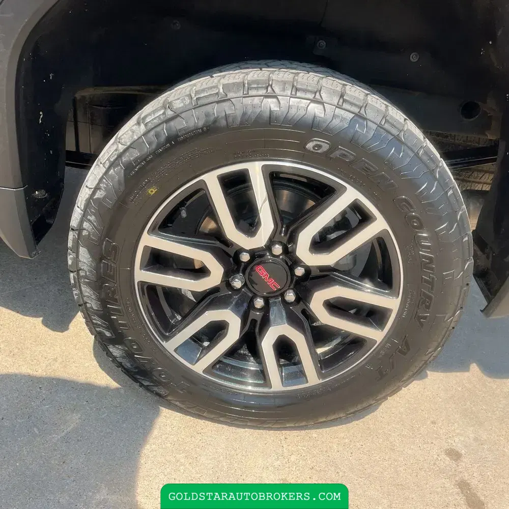 2023 GMC Sierra 1500 AT4