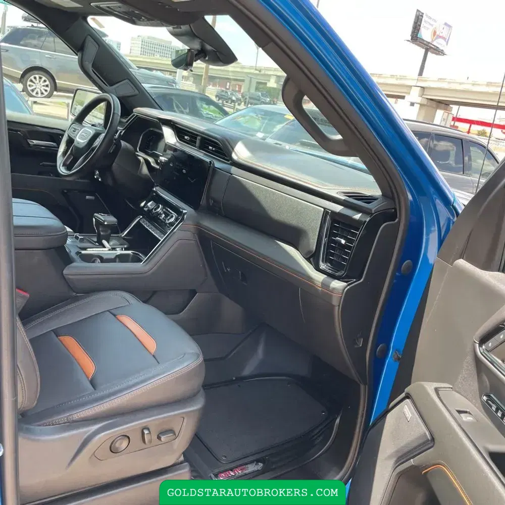 2024 GMC Sierra 1500 AT4