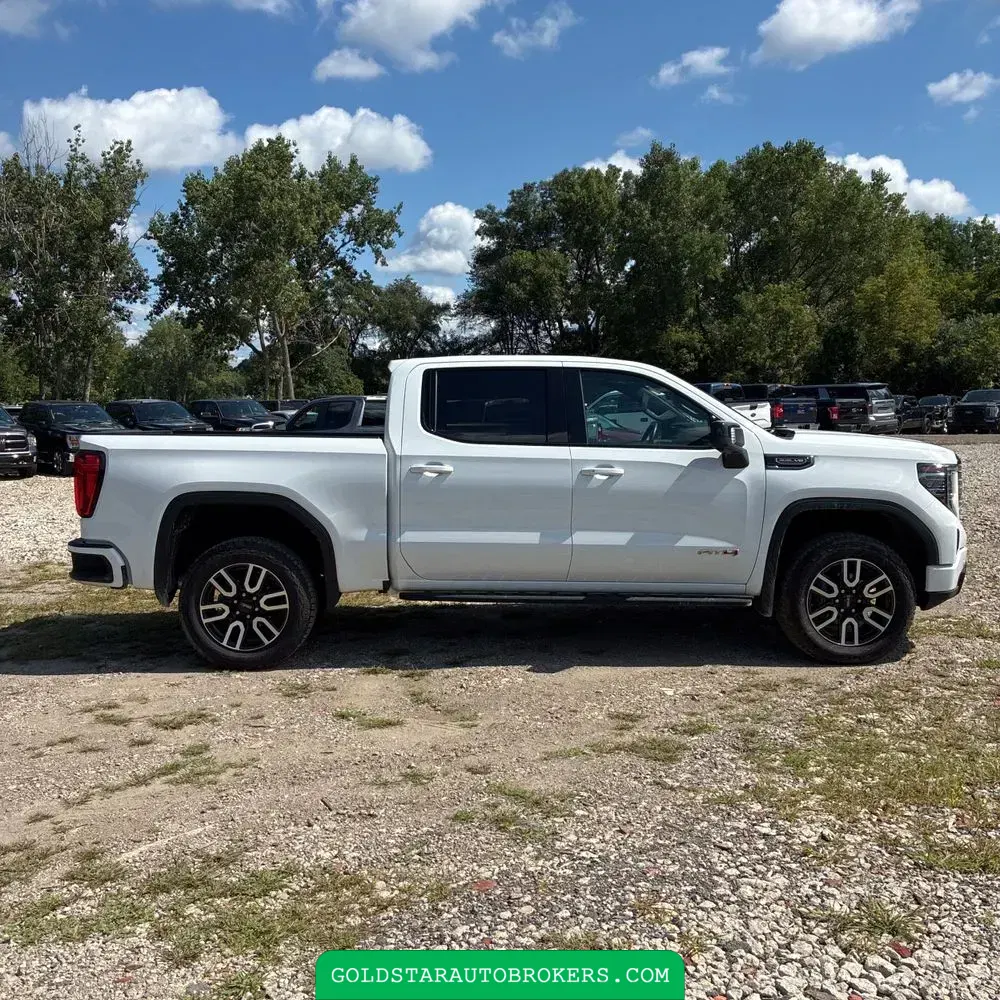 2023 GMC Sierra 1500 AT4