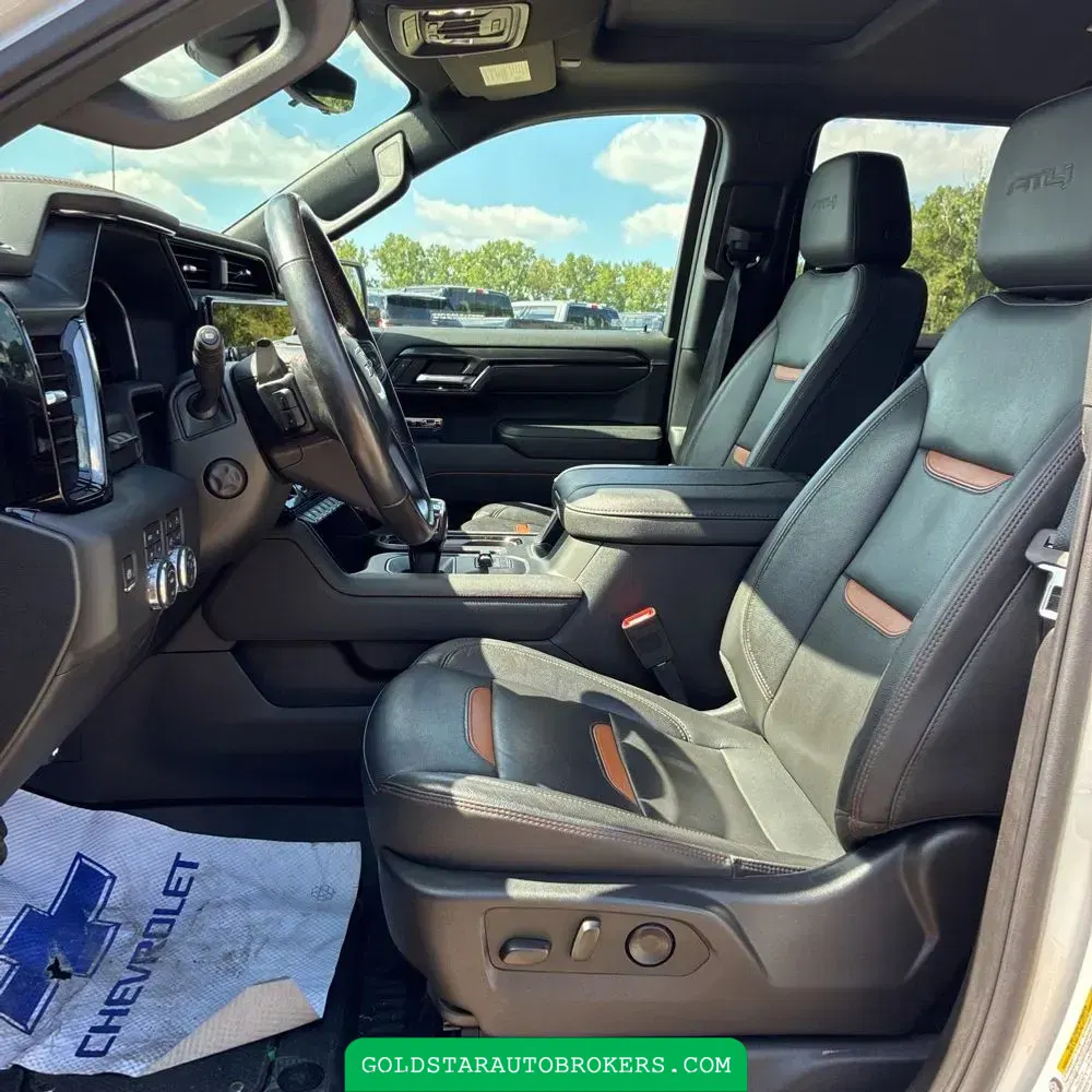 2023 GMC Sierra 1500 AT4