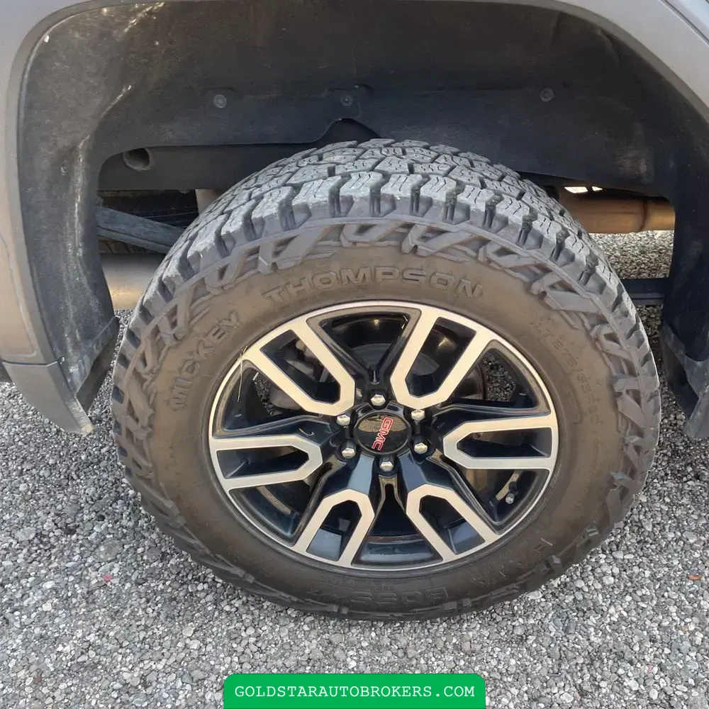 2023 GMC Sierra 1500 AT4