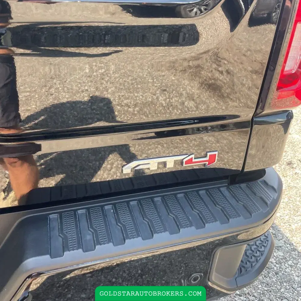 2023 GMC Sierra 1500 AT4
