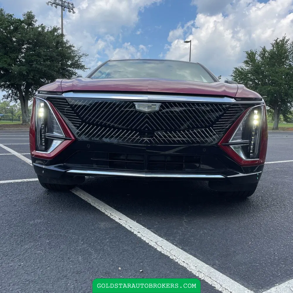 2024 Cadillac LYRIQ Luxury 3