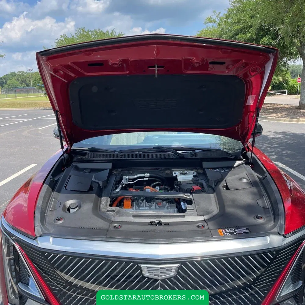 2024 Cadillac LYRIQ Luxury 3
