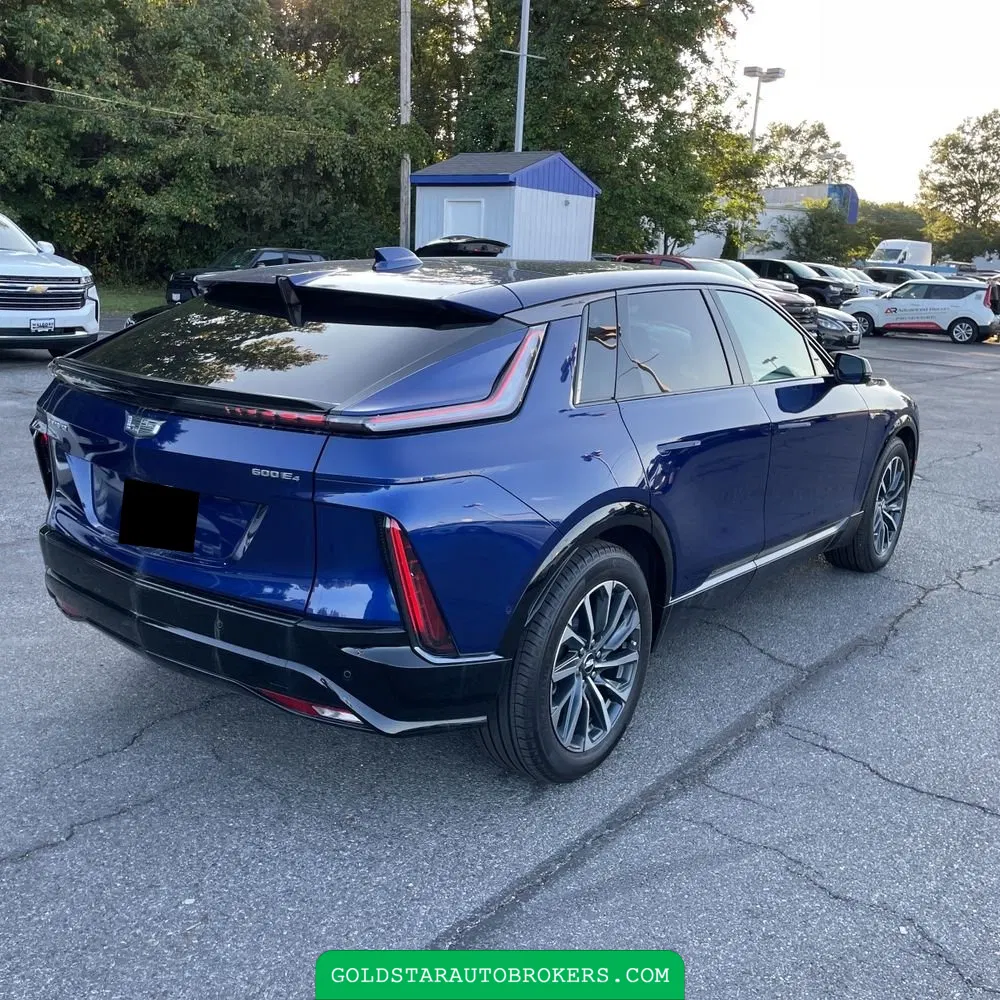 2024 Cadillac LYRIQ Sport 1