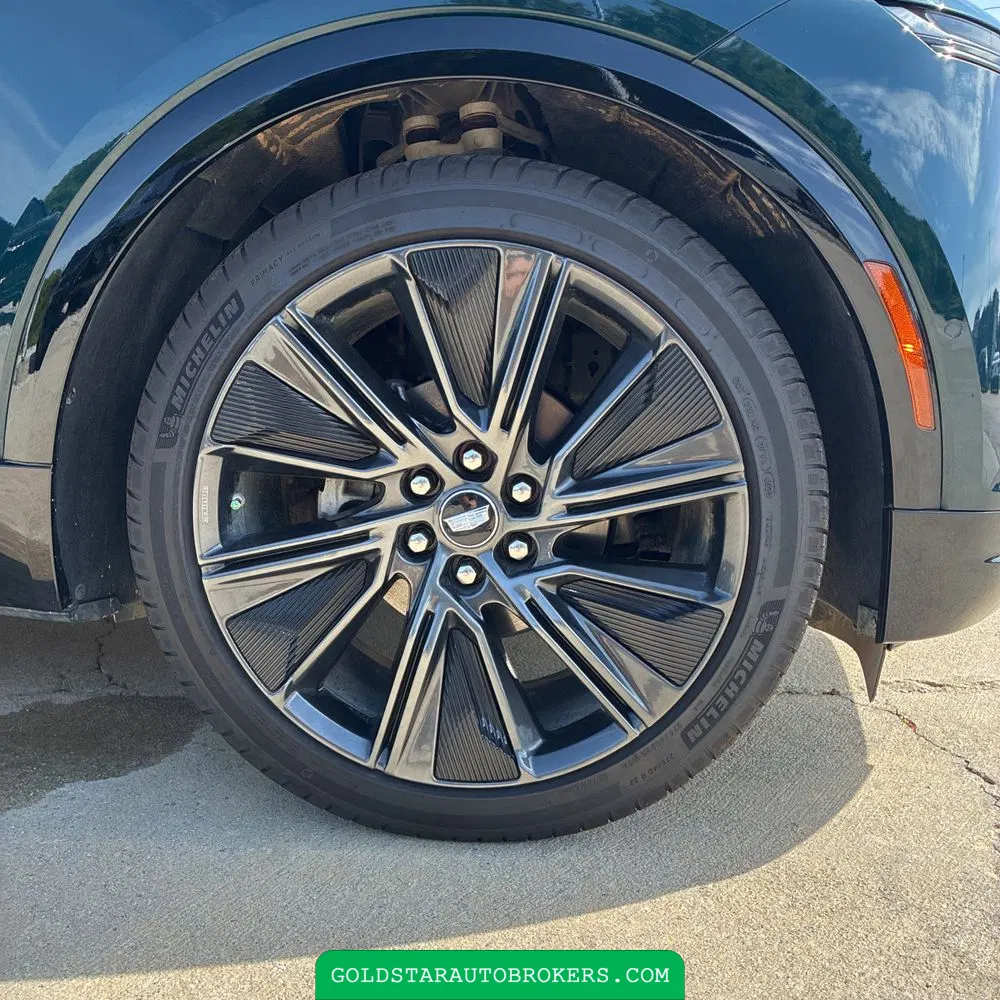 2024 Cadillac LYRIQ Sport 3