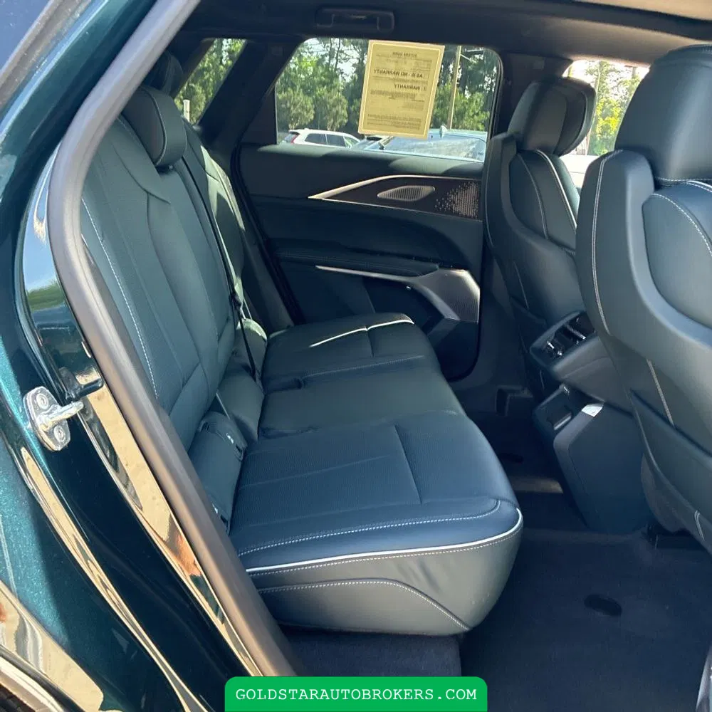2024 Cadillac LYRIQ Sport 3