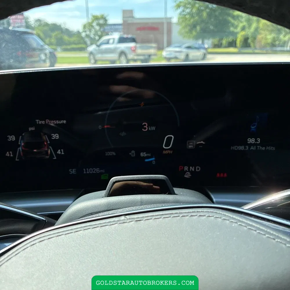 2024 Cadillac LYRIQ Sport 3
