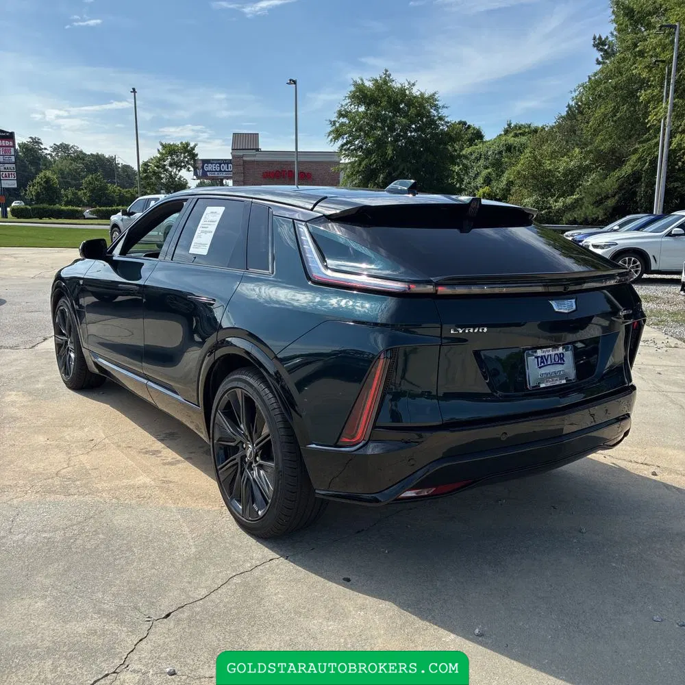 2024 Cadillac LYRIQ Sport 3