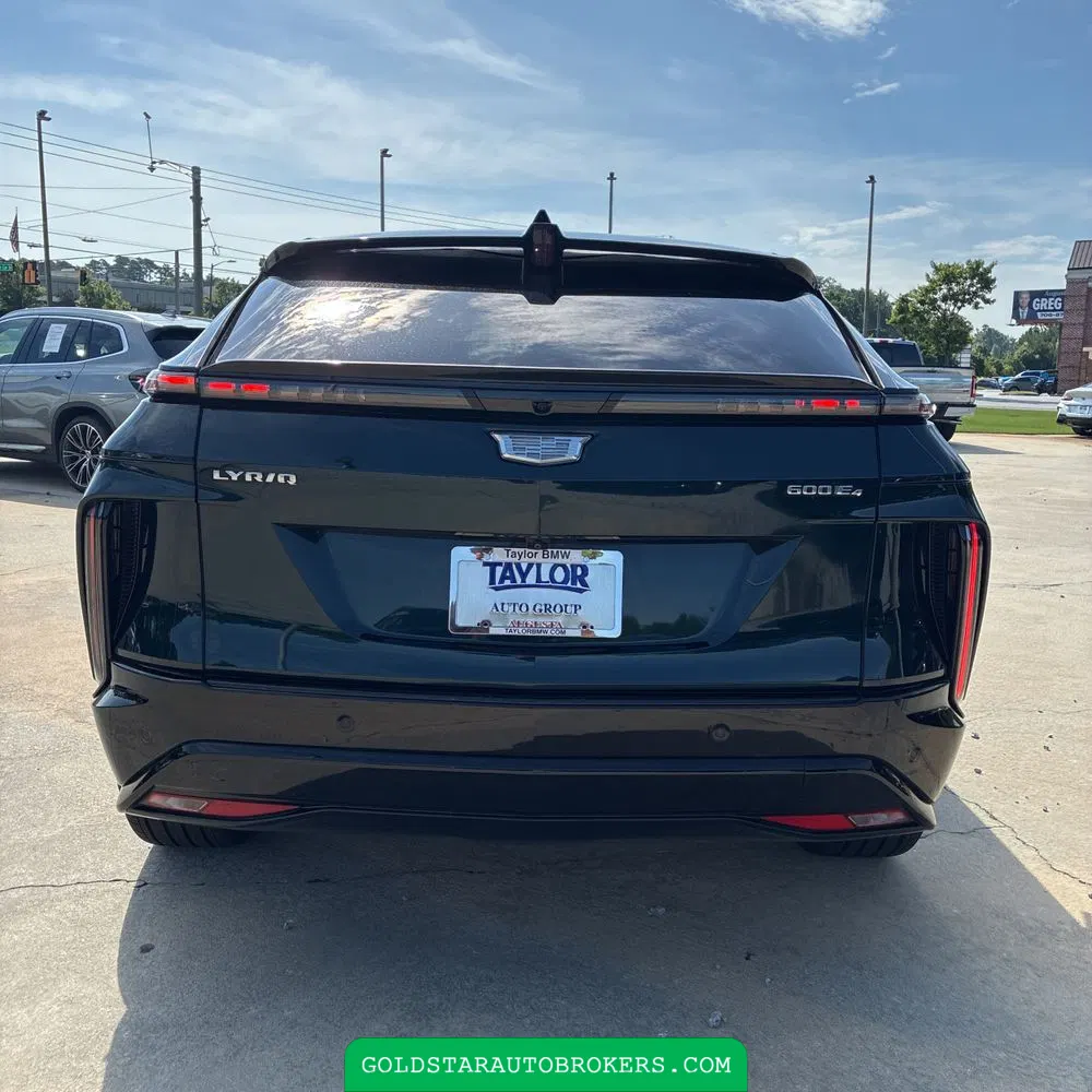 2024 Cadillac LYRIQ Sport 3