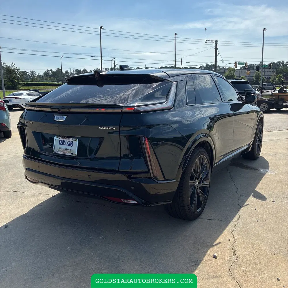 2024 Cadillac LYRIQ Sport 3