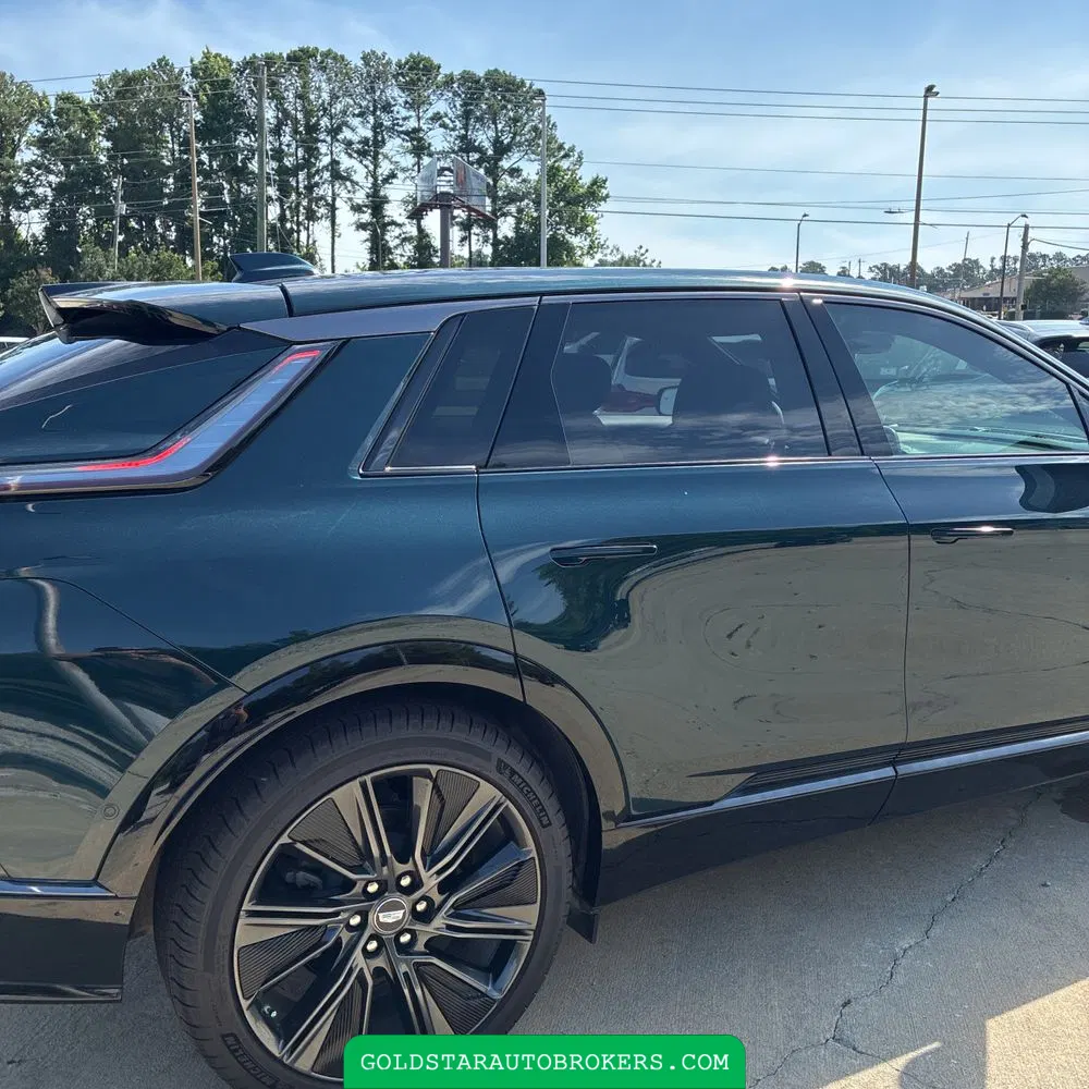 2024 Cadillac LYRIQ Sport 3