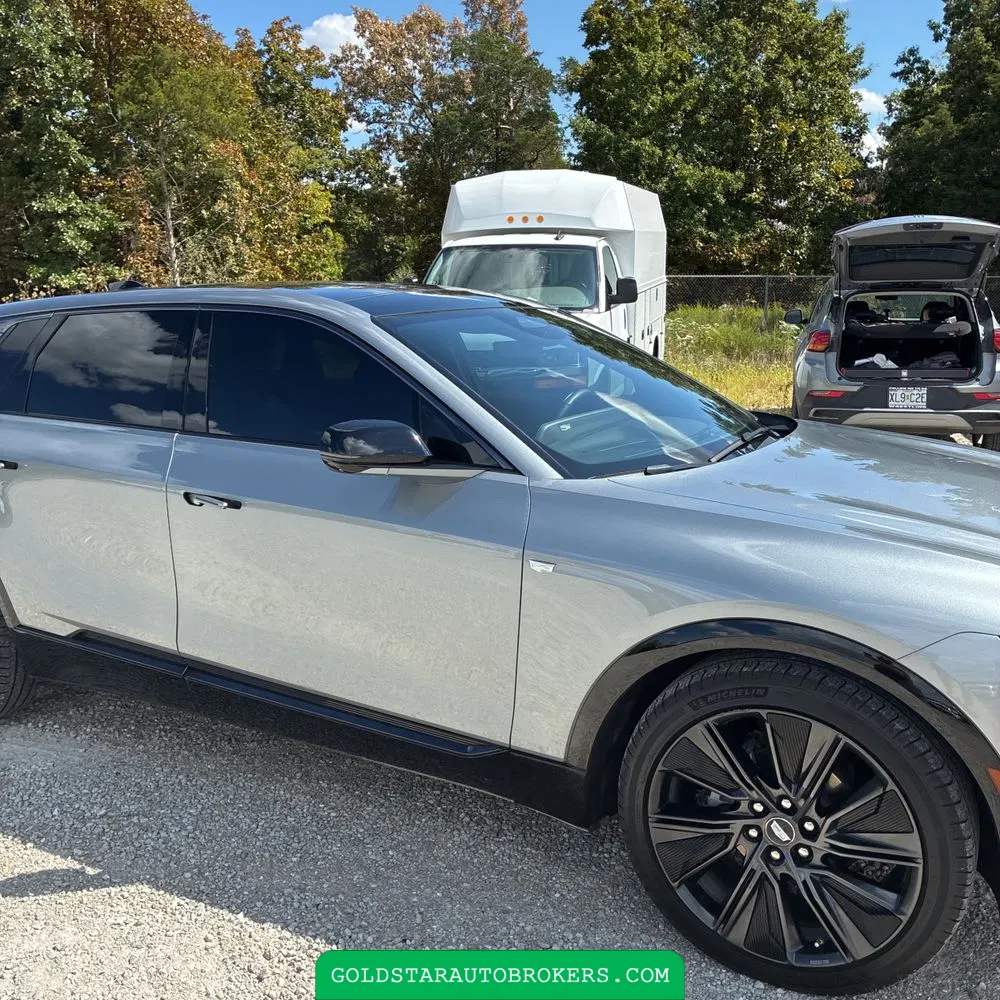 2024 Cadillac LYRIQ Sport 3