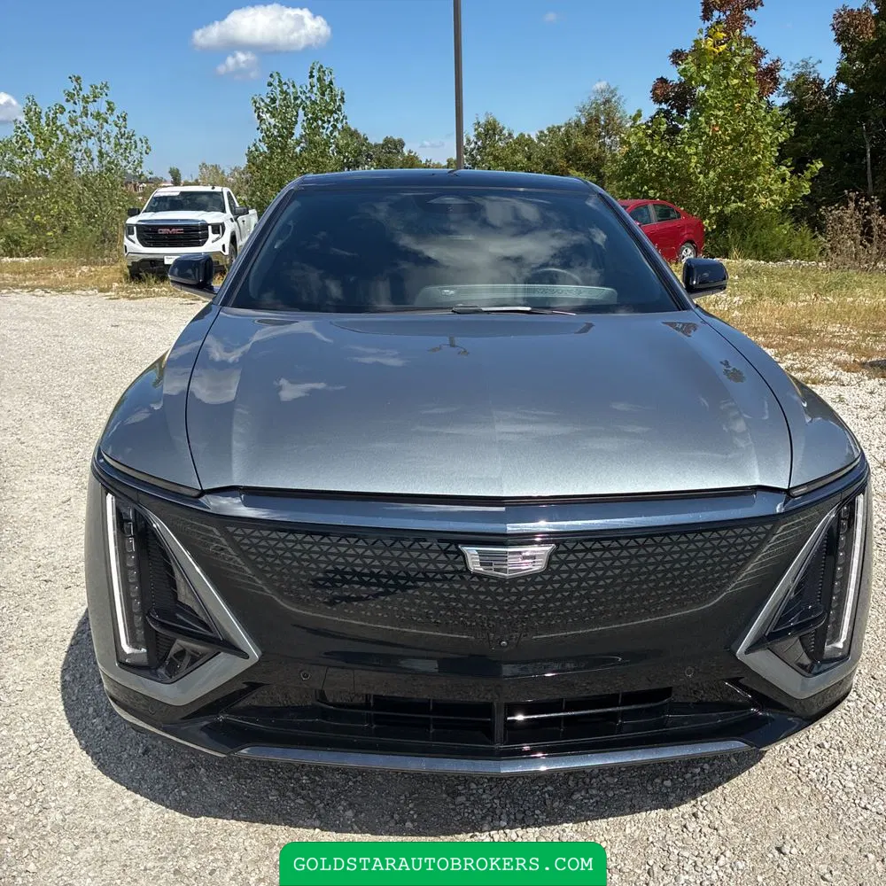 2024 Cadillac LYRIQ Sport 3